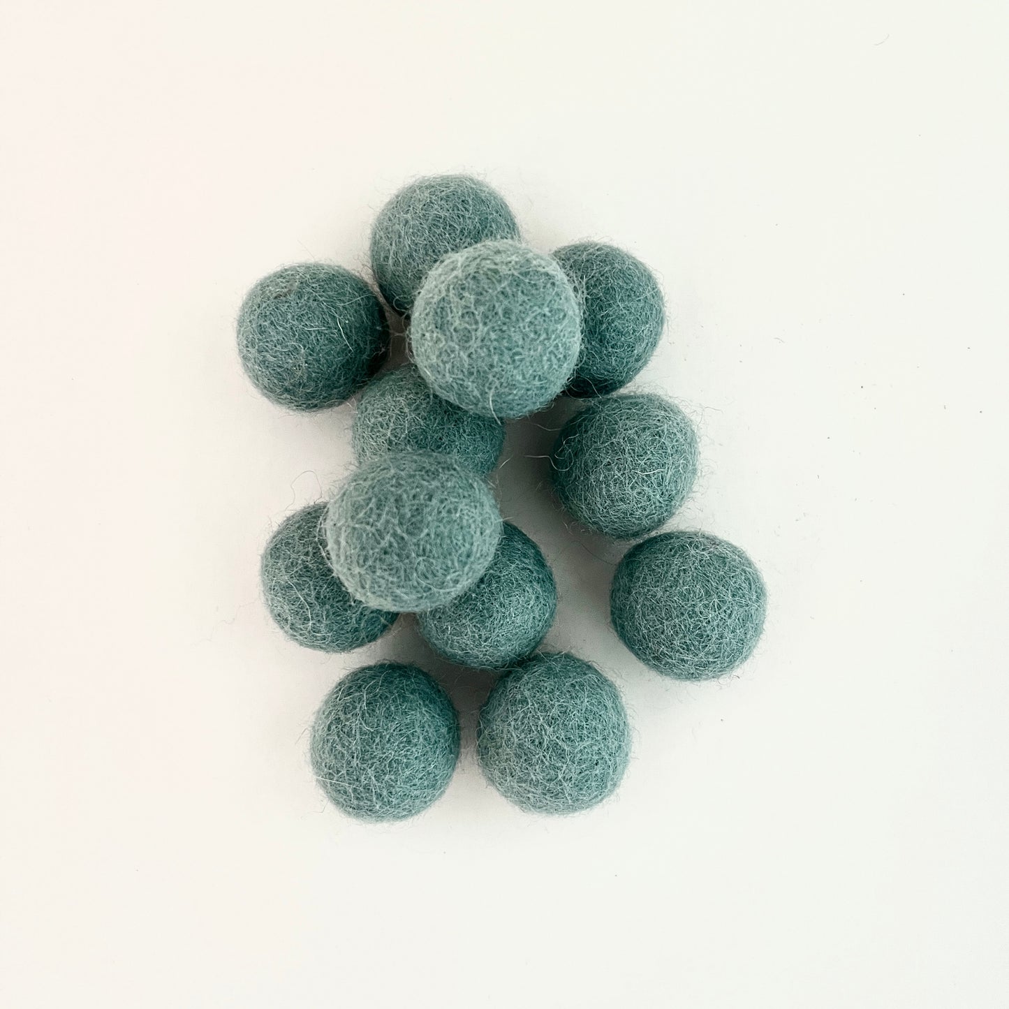 2cm Felt Ball