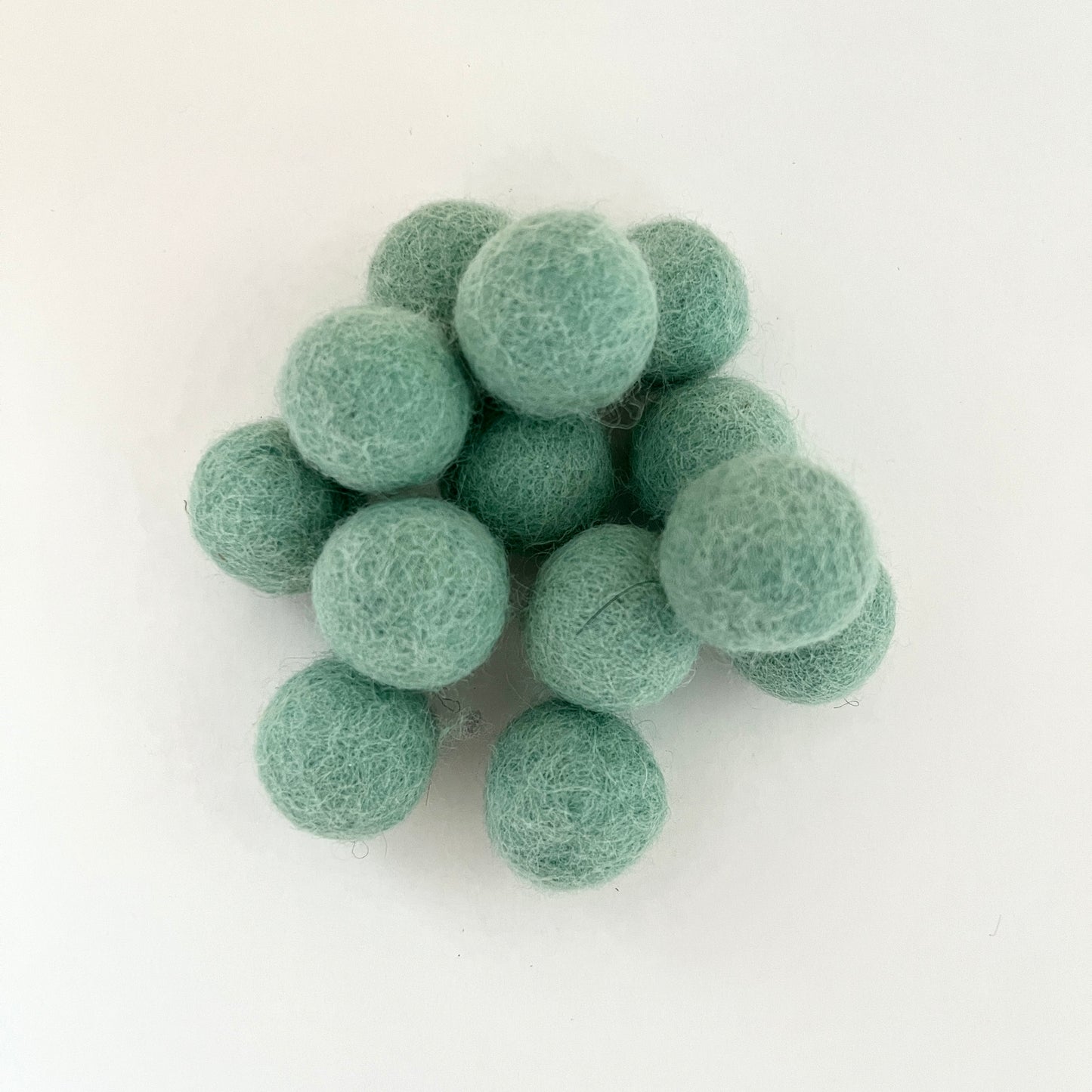2cm Felt Ball