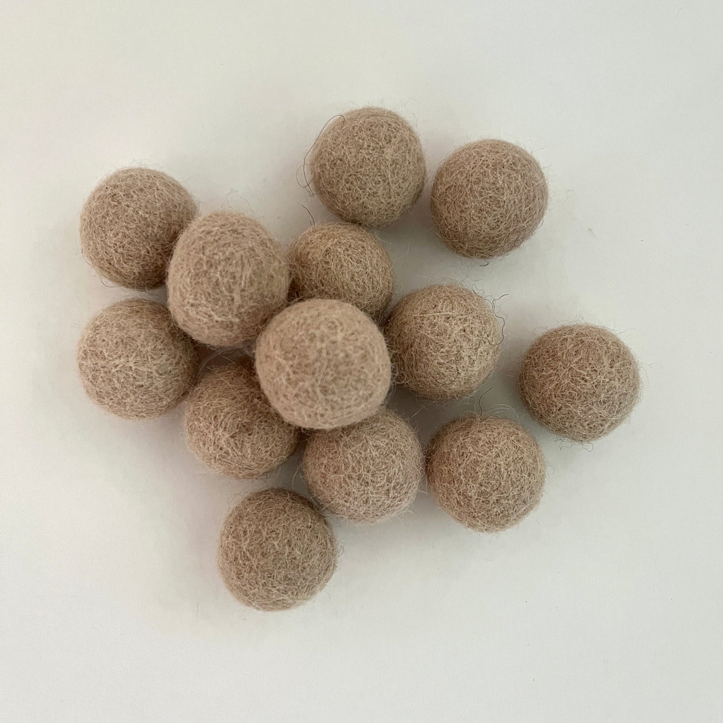 2cm Felt Ball