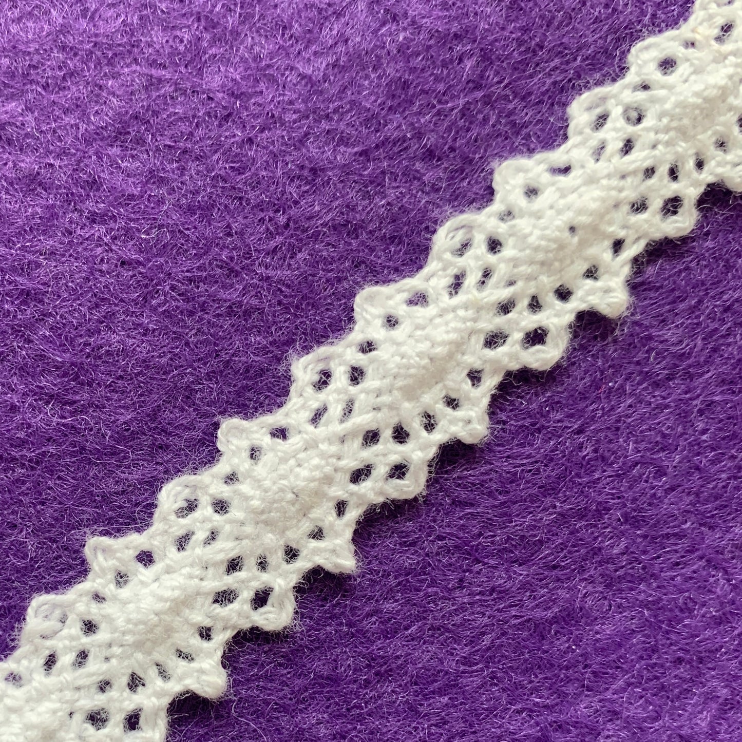 Bertie's Bows White 12mm Cotton Lace - BTB419 -01
