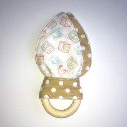 Wooden Rabbit Ears Sewing Kit