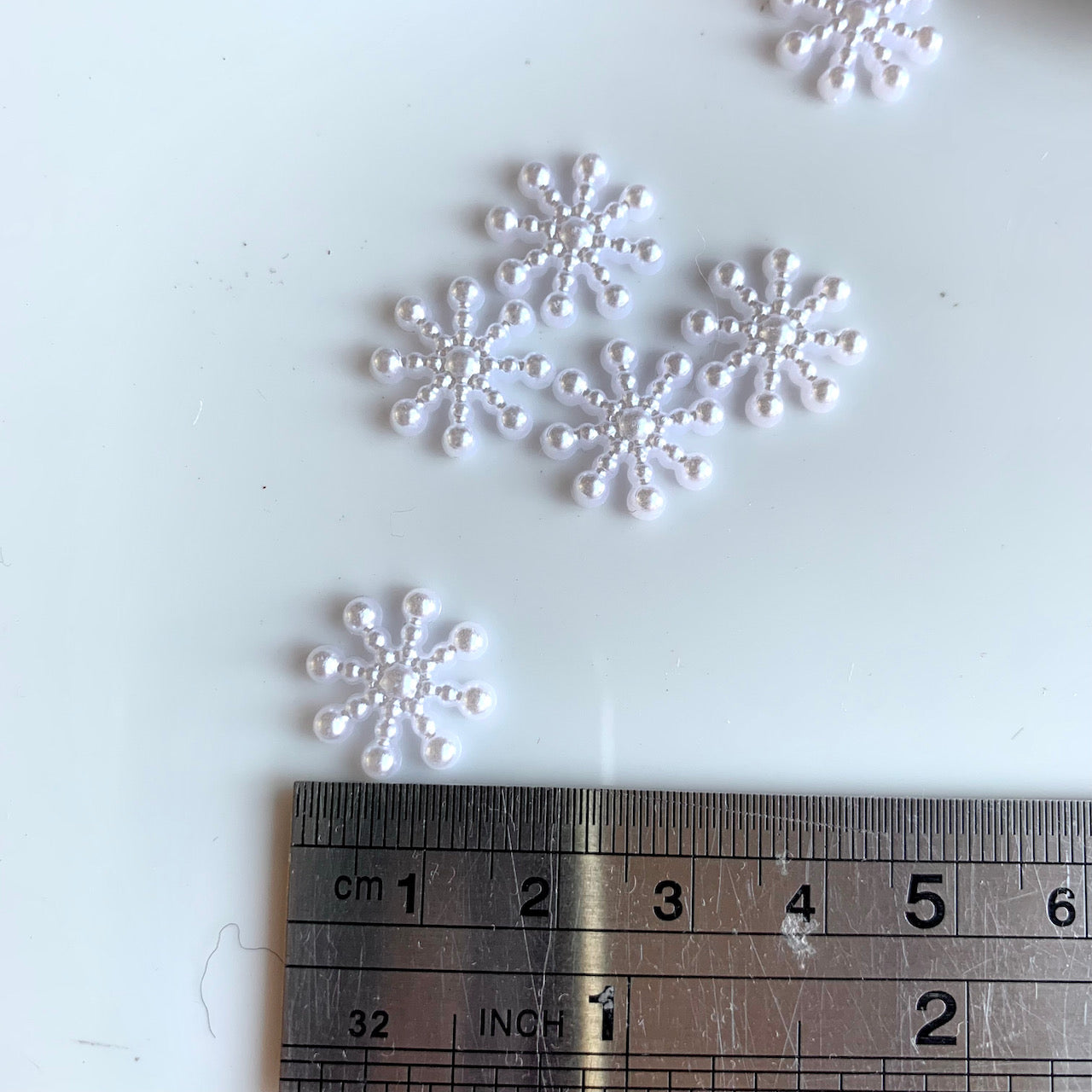 Snowflake flatback Bow Bling