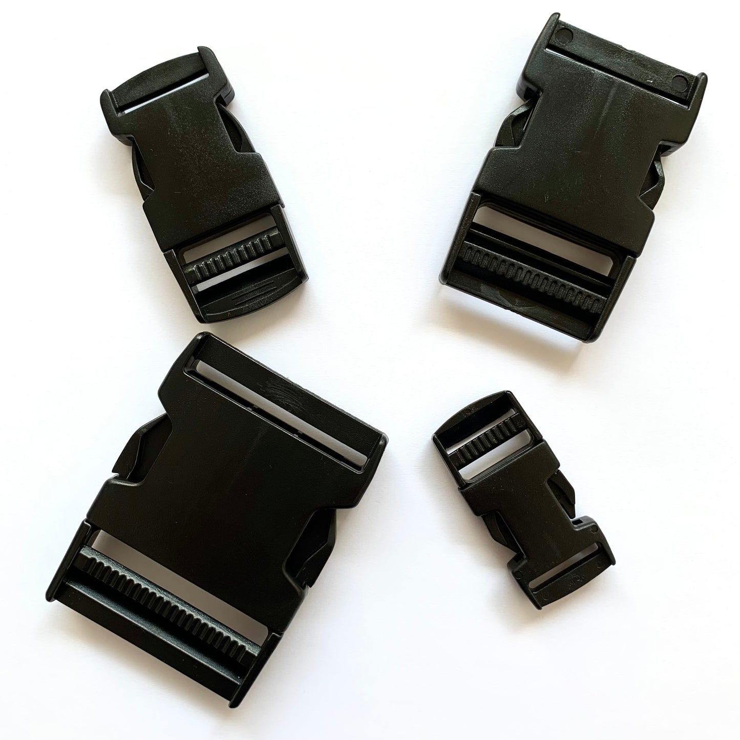 Black Plastic Buckles