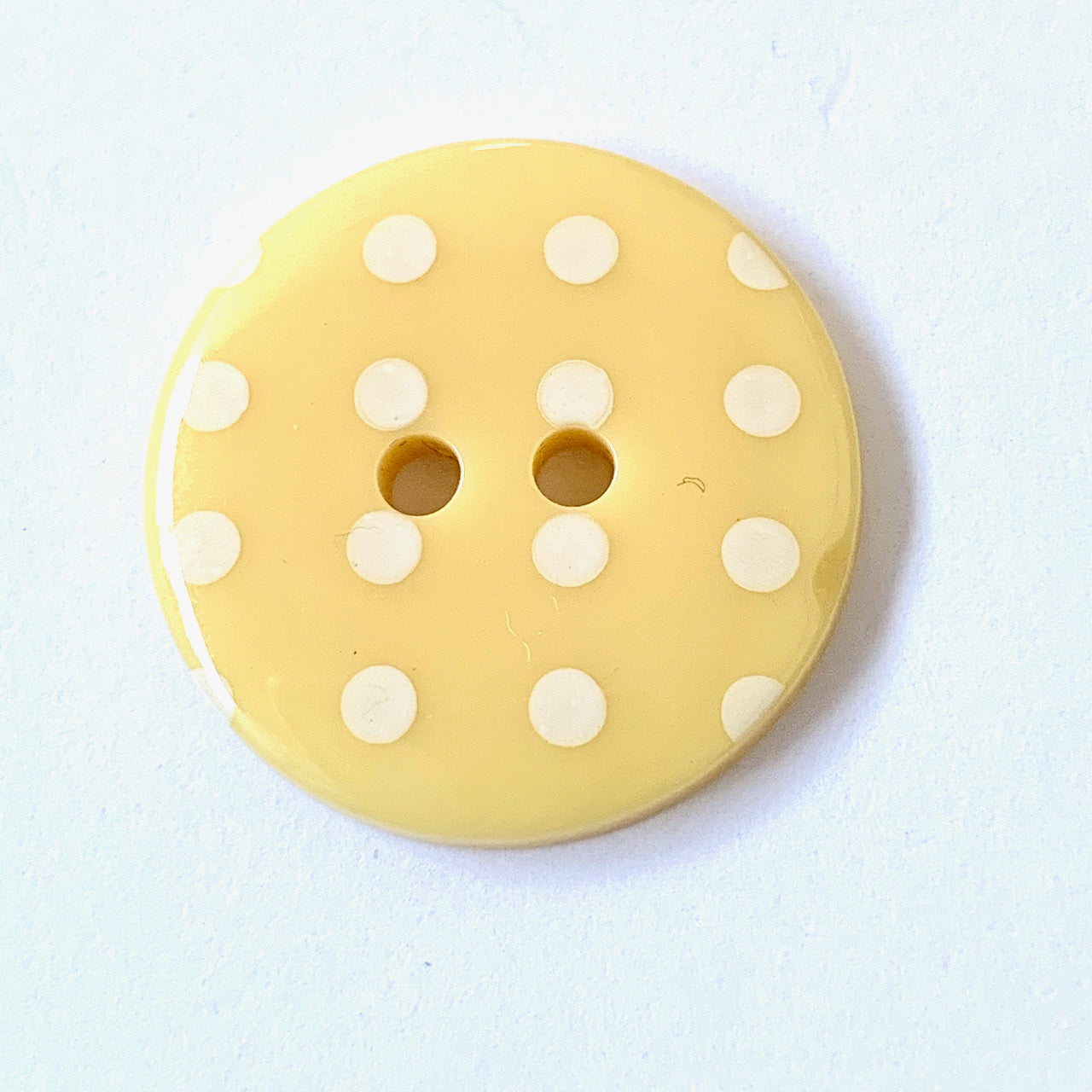 15mm Fine Style Polka Dot Buttons