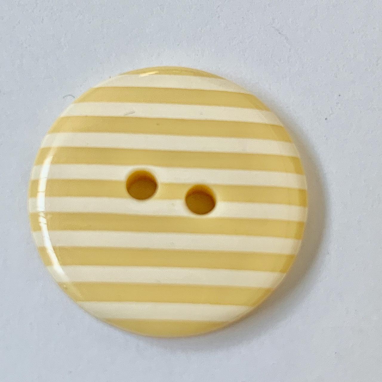 23mm Fine Style Stripe Buttons