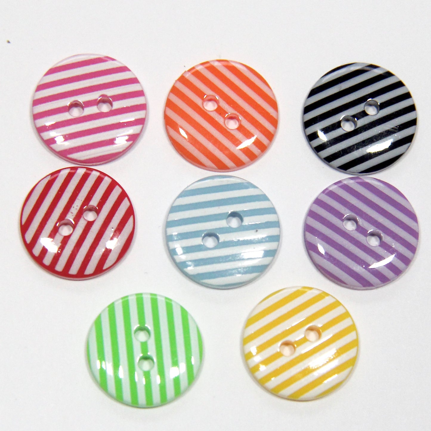 15mm Fine Style Stripe Buttons