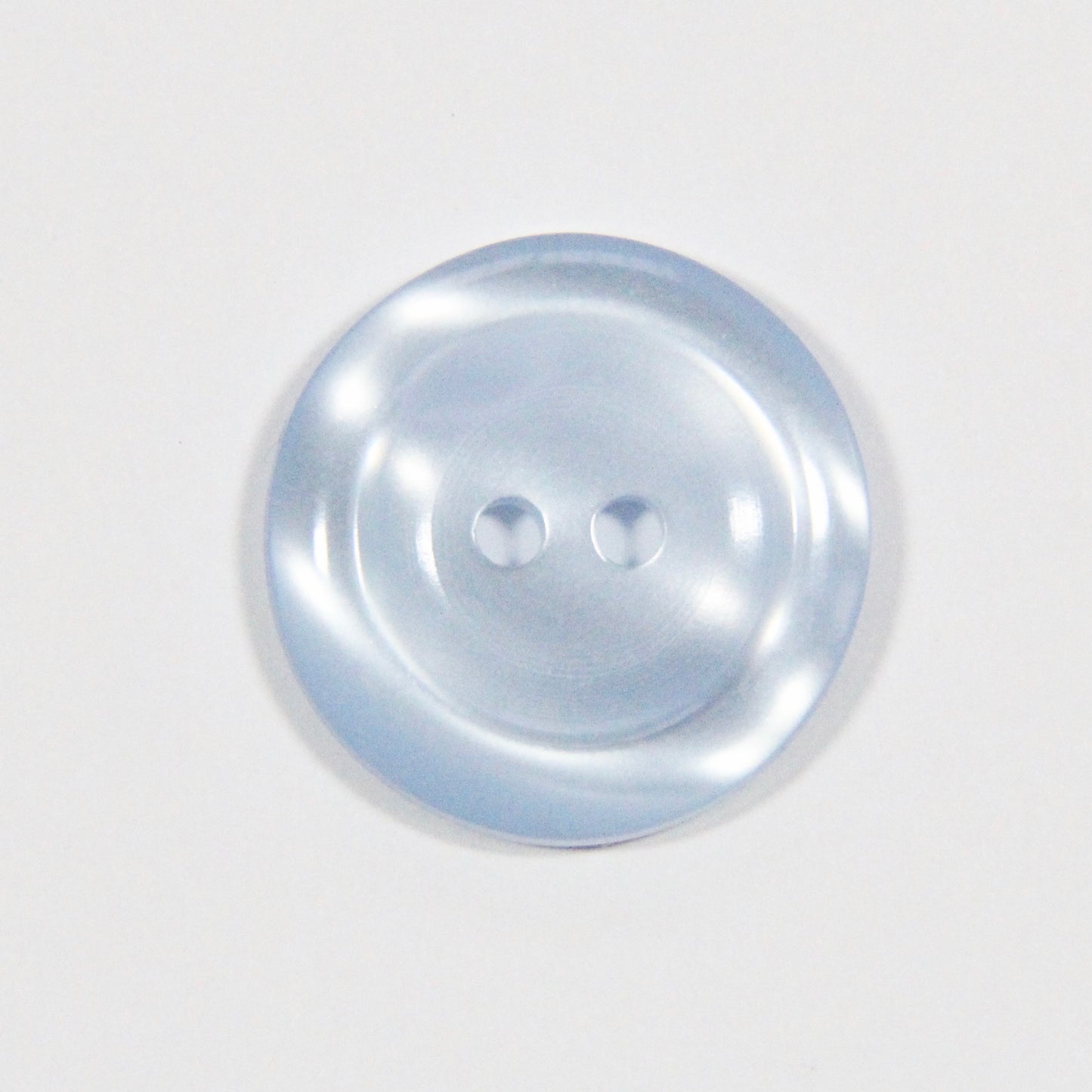 Fine Style Pearlescent Two Holed Button - Size 24 15mm 19/32 inch