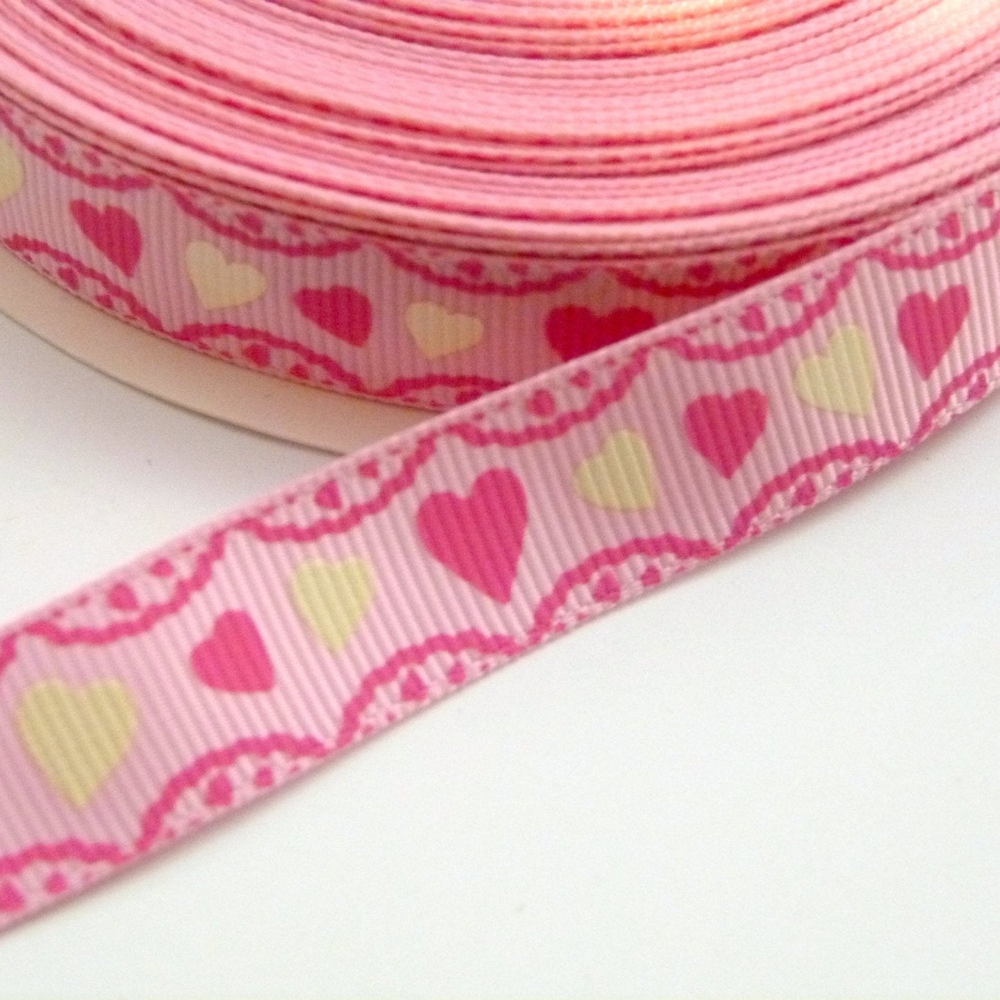 16mm wide Heart Frill Ribbon