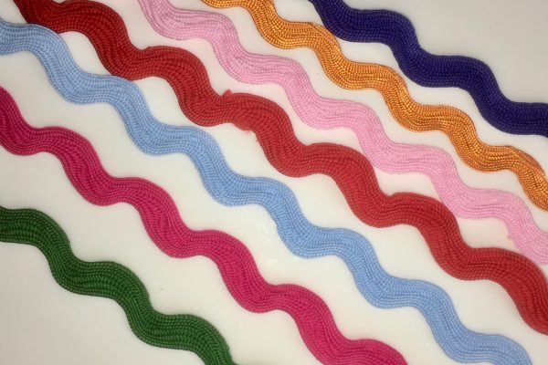 Sarah Bray Ric Rac Ribbon By The Metre - Ric Rac Ribbon - 13mm width - EN71 certified – Tactile ...