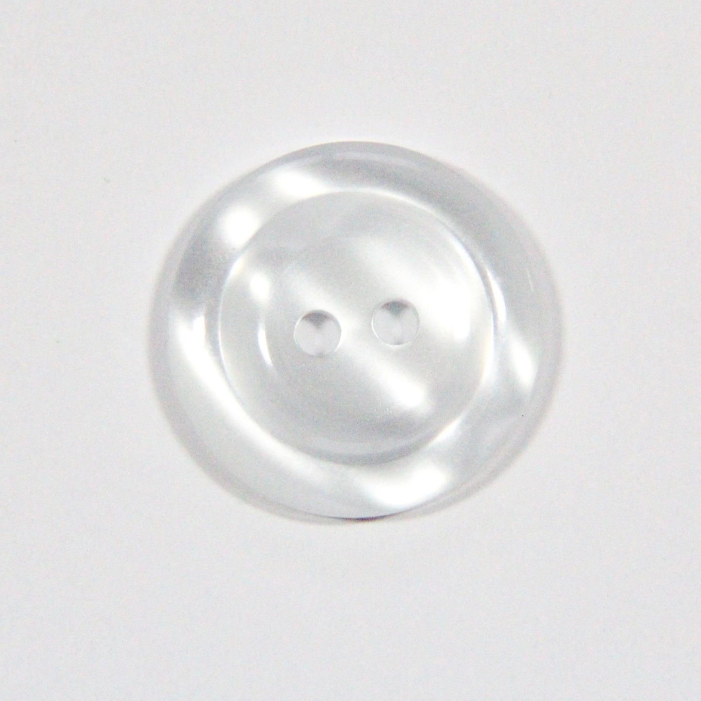 Fine Style Pearlescent Two Holed Button - Size 24 15mm 19/32 inch